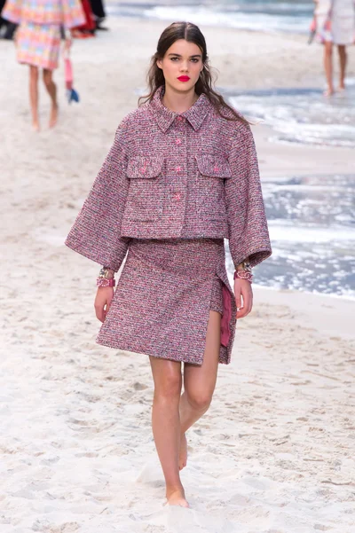 Look 9